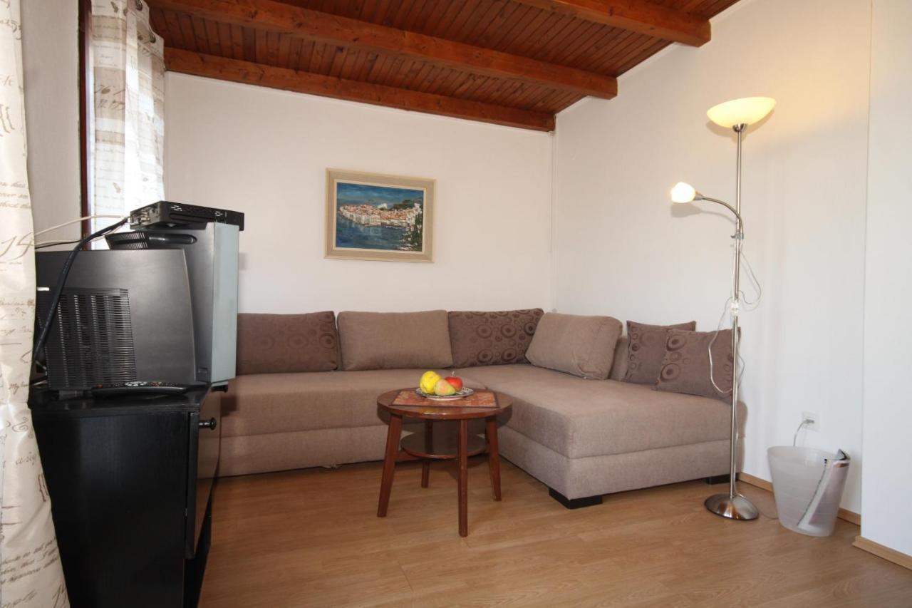 Apartments By The Sea Molunat, Dubrovnik - 8550 Экстерьер фото